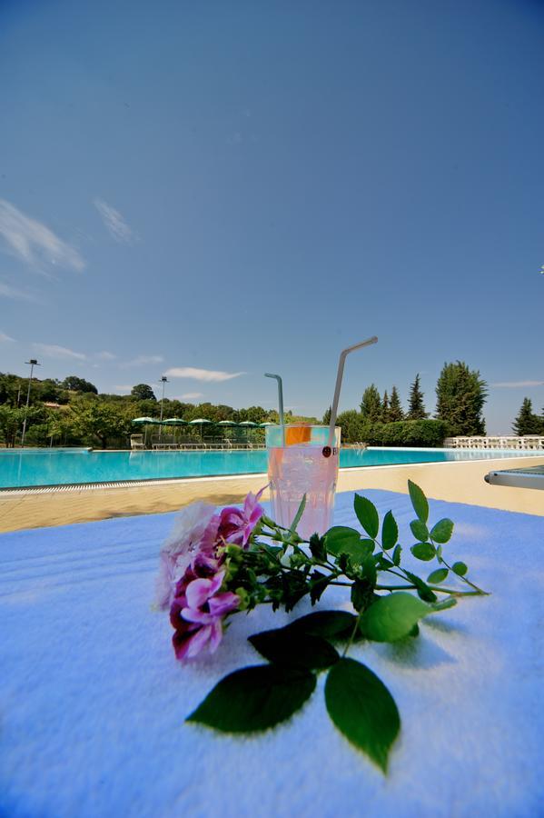 Villaggio Turistico Camping Il Fontino Скарлино Экстерьер фото